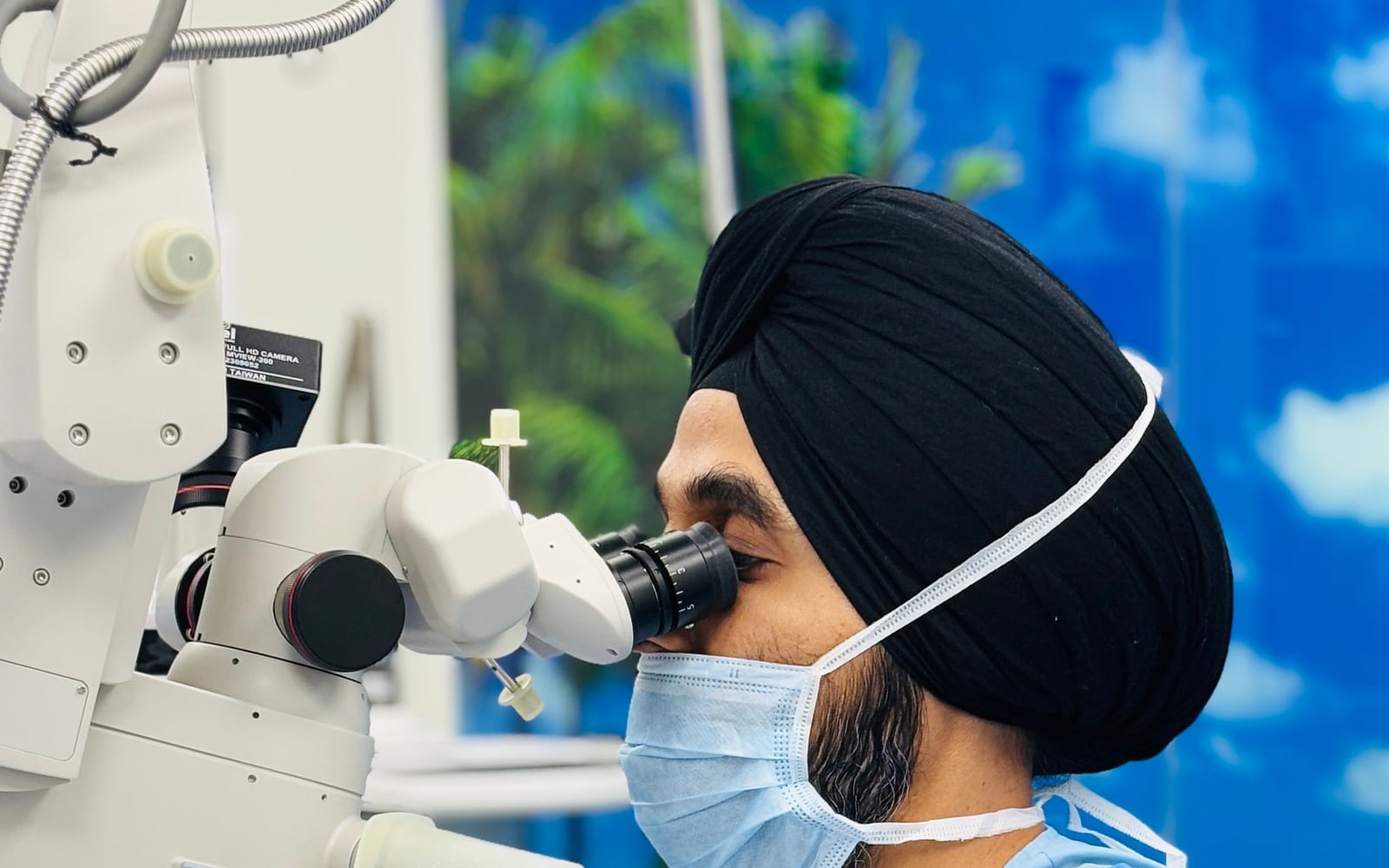 LASIK & Refractive Surgery