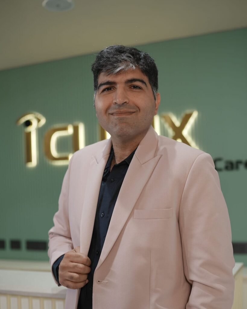 Dr. Varun Gogia, Vitreo-Retina Specialist in Delhi NCR at IClinix. Expert in retinal, diabetic, refractive & cataract care, AIIMS-trained.